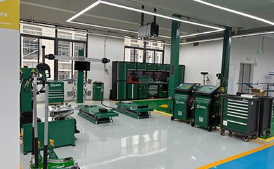 A 3,000-Square-Meter Physical Exhibition Hall Unveiled! Jingzhongjing Builds a One-Stop Experience Center for Coating Equipment